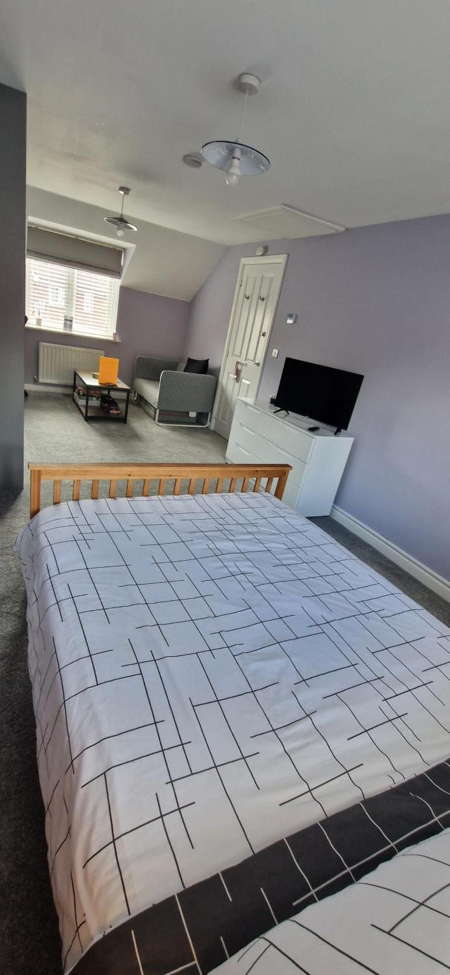 Double B&B Room In Southwater With Private Bathroom And Parking Exterior foto